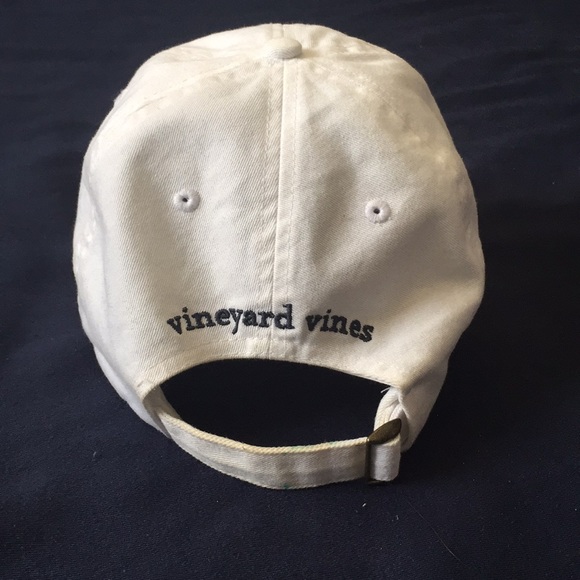 Vineyard Vines Hat - Picture 3 of 5